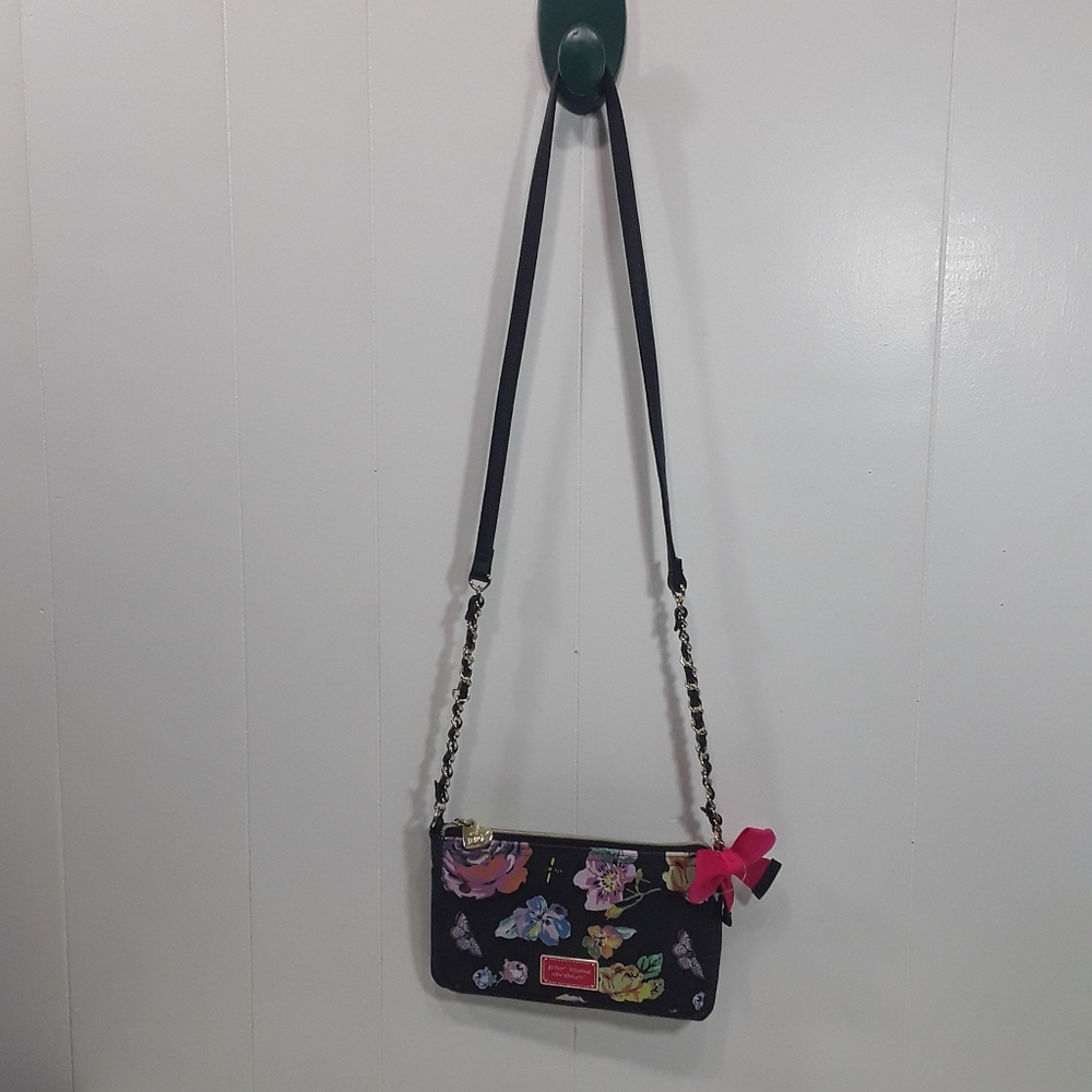 Betsey Johnson New York crossbody purse - Picture 6 of 11